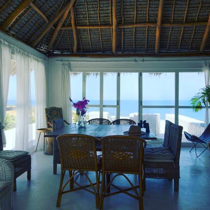 אינהמבאנה Mar-Me-Quer, Eco Beach Retreat מראה חיצוני תמונה